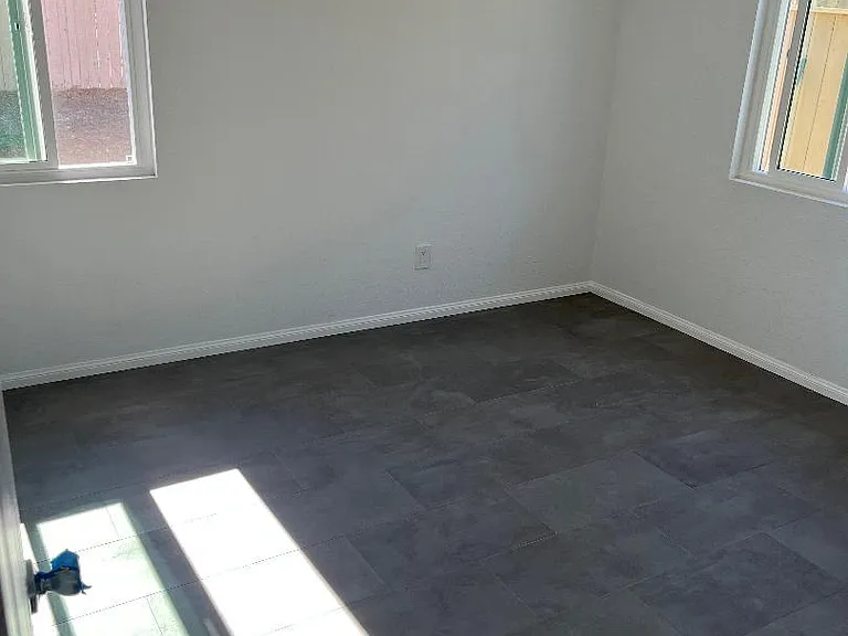 3161 Luna Ave — Photo 9