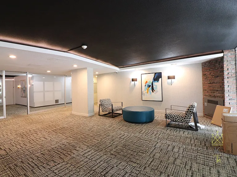 19 Winchester St #708 — Photo 14