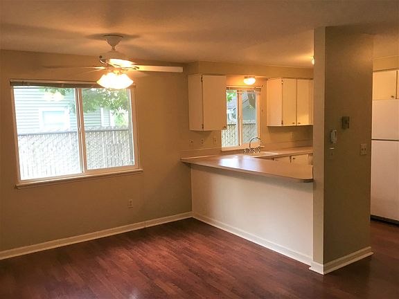 3rd image of 7011-29 N Oswego Ave #7019