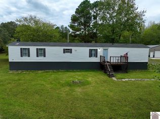 5165 Charlie Ln, Paducah, KY 42003