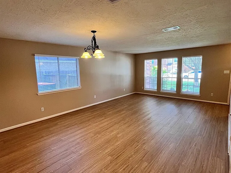 16118 Cypress Valley Dr — Photo 7