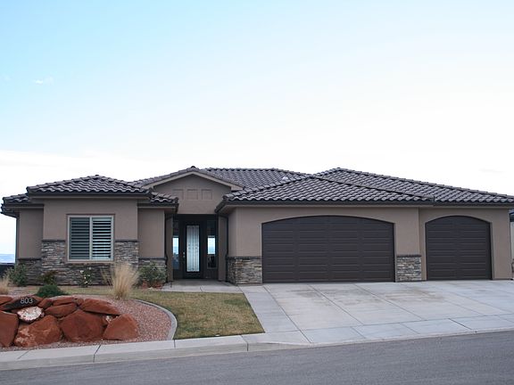 2nd image of 803 W Sunset Mesa Dr