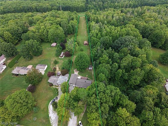 3rd image of 15890 Moseley Rd