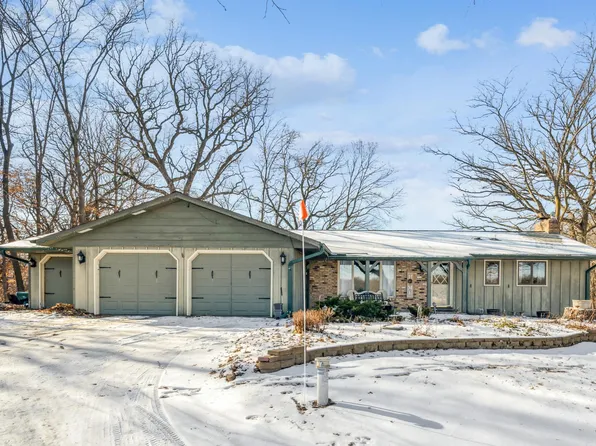 7830 Laketown Rd, Waconia, MN 55387