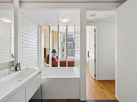 4th image of 15 William St APT 29F