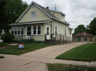 701 Frazier Ave, Owosso, MI 48867