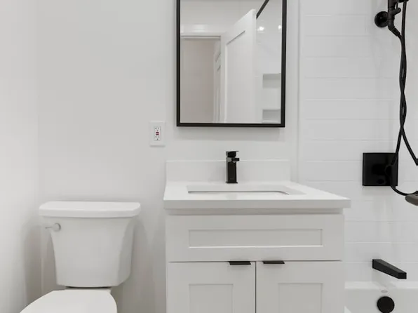 405 East 63rd Street image 5 of 9