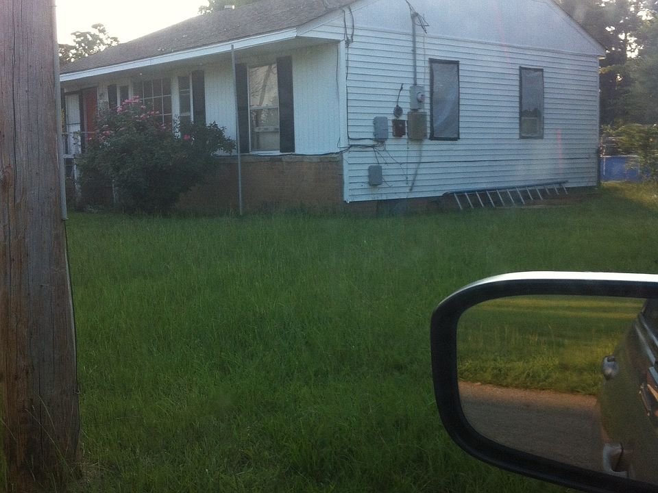 2nd image of 501 Anderson St