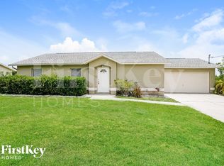 3807 La Rue St, Fort Myers, FL 33905