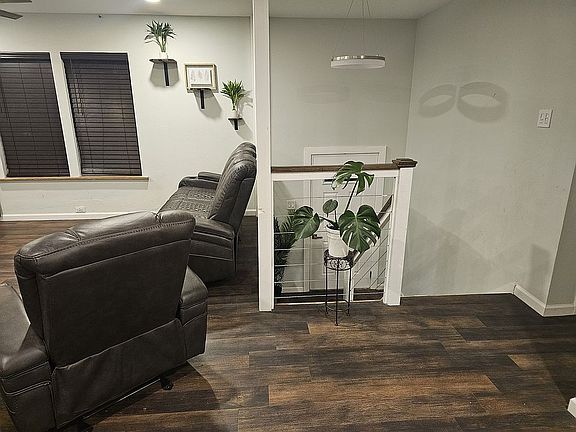5th image of 40600 Lake Dr