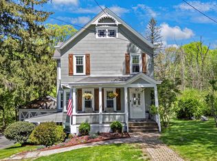 80 Hill St, Walden, NY 12586