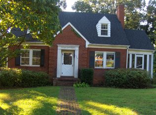 304 Alderman Rd, Charlottesville, VA 22903
