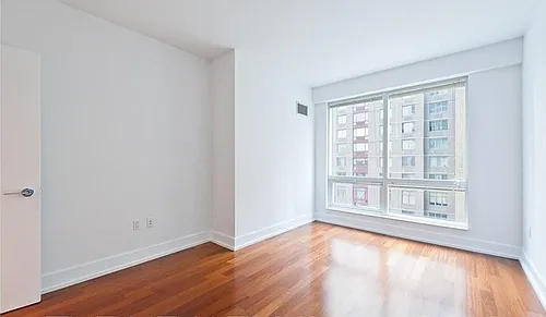 350 W 42nd St #11C Photo 1