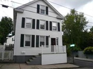 58 Warren St, Newburyport, MA 01950