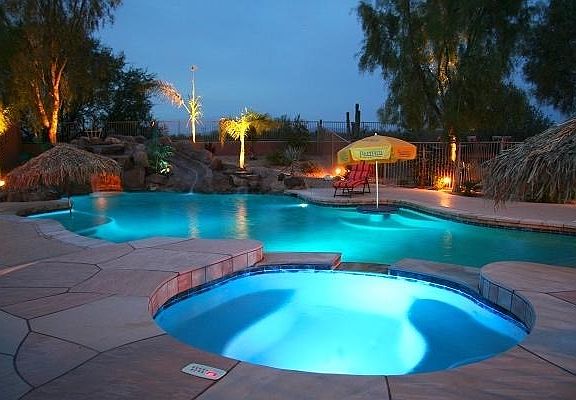 POOL/SPA MAINTENANCE INCLUDED