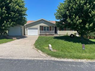 406 W Skene St, Westmoreland, KS 66549