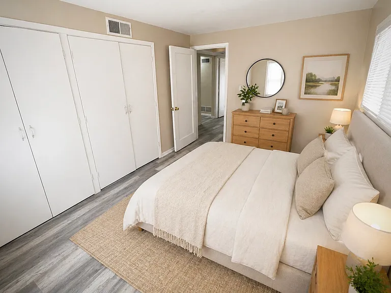 1209 Adams St — Photo 6