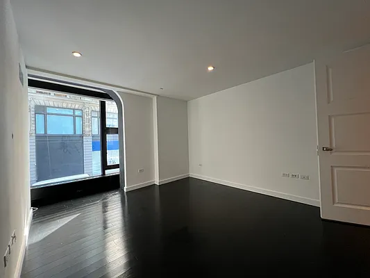 Rented by C Land Realty Co. | media 4