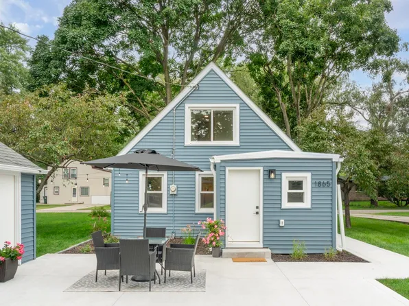 1865 Independence Ave, Waterloo, IA 50707
