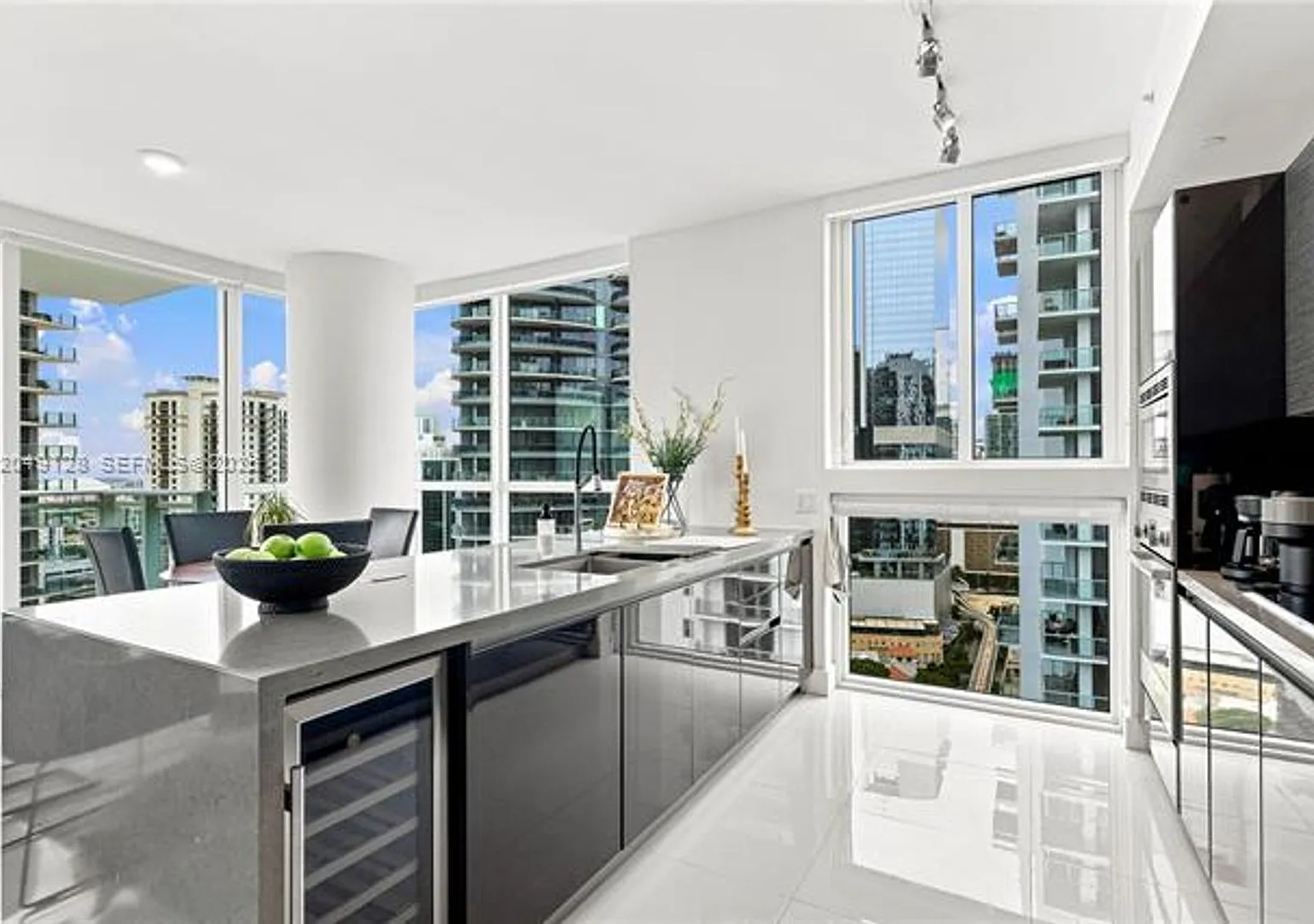 1080 Brickell Ave cu-2609, Miami, FL 33131 — Photo 1