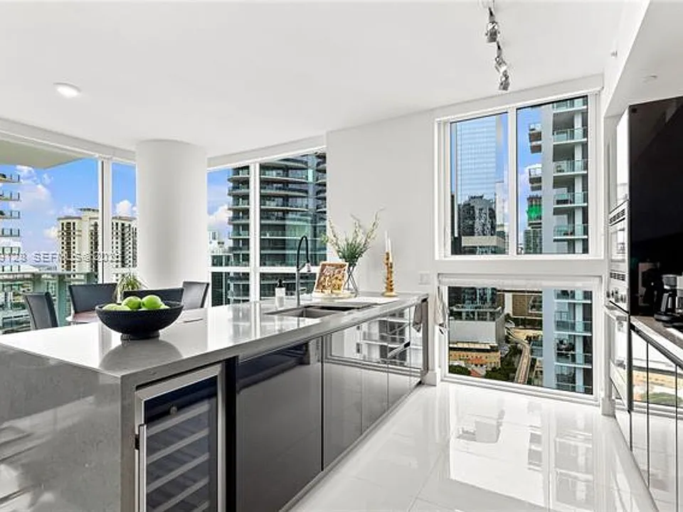 1080 Brickell Ave #CU-2609
