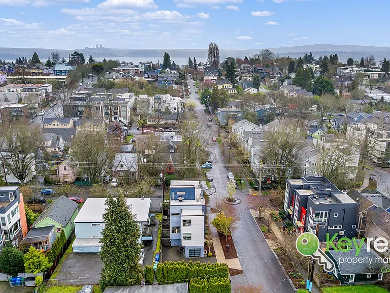 2514 S Washington St — Photo 36