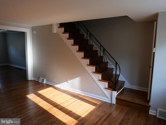 5th image of 236 Blanchard Rd