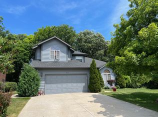 629 Asbury Ct, Antioch, IL 60002