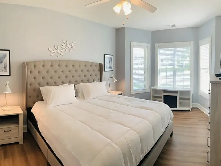 4851 Luster Leaf Cir #104 — Photo 7