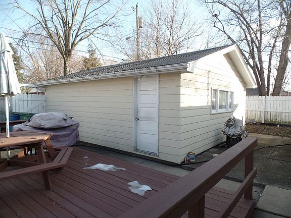 4th image of 6631 Ohio Ave