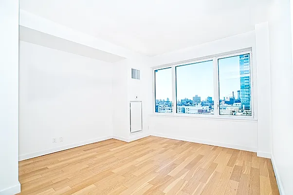 Rented by MNS | media 1