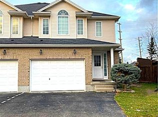 242 Buttercup Ct, Waterloo, ON N2V 2W8