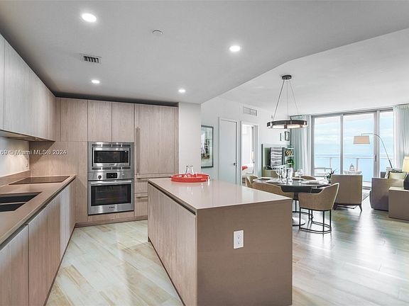 3rd image of 4111 S Ocean Dr #1905