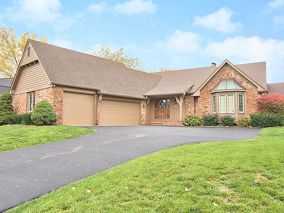 2nd image of 5836 Wycombe Ln