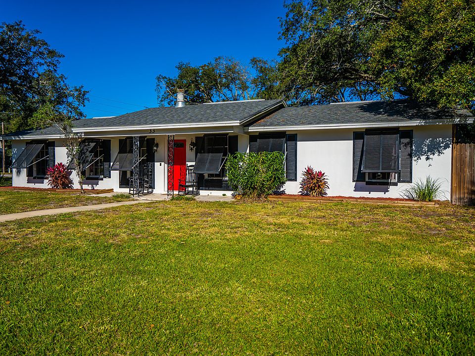 1st image of 33 Dresden Cir