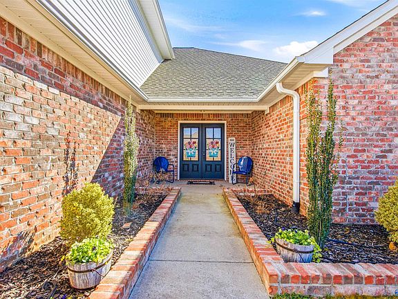 3rd image of 26344 Ashland Ridge Ln