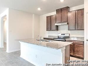 5th image of 2643 Green Leaf Way