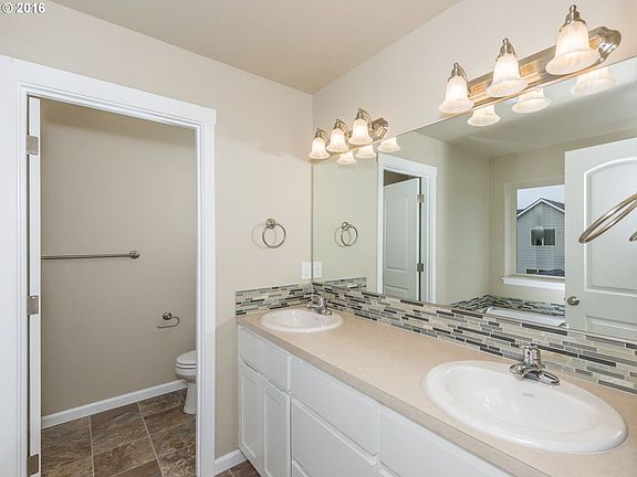 3rd image of 9005 NE 141st Ct