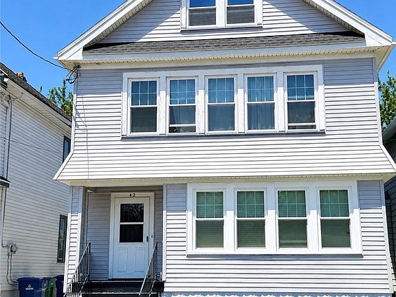 5th image of 42 Edgewood Ave