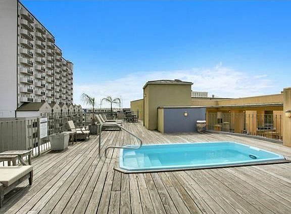 3rd image of 330 Julia St APT 221