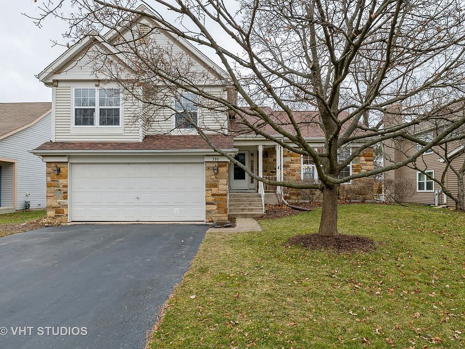 1st image of 390 Fairfax Ln