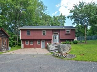 75 Dickinson Hill Rd, Russell, MA 01071