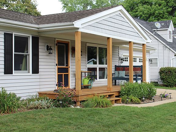 Covered front porch.