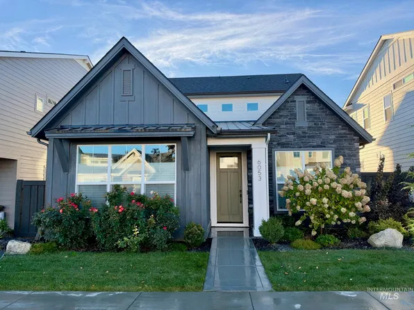 6053 S Hope Ave, Meridian, ID 83642