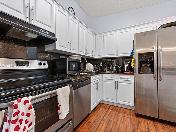 3rd image of 9748 S Belfort Cir #201