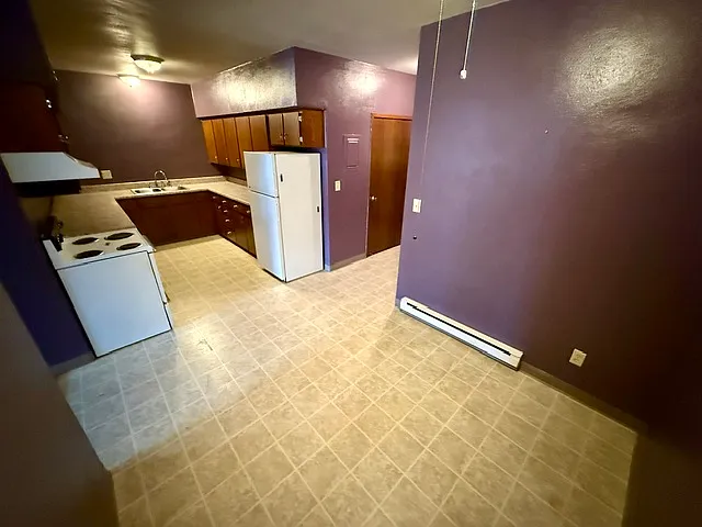 225 W Lincoln Ave #4