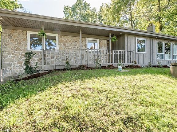 3rd image of 1532 Mineral Springs Rd