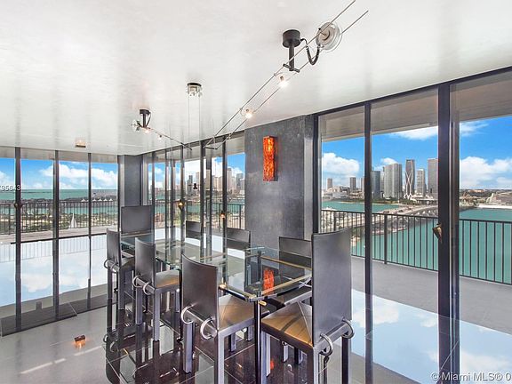 4th image of 1000 Venetian Way APT 2102
