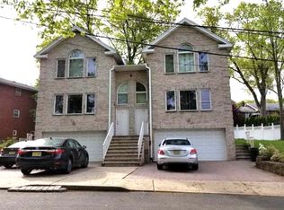 4B Shetland Ln #B, Palisades Park, NJ 07650