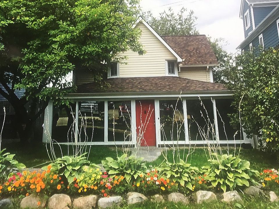 28 Highland Ave. Street View